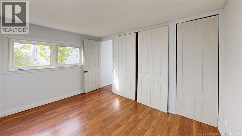 12 Midway Drive - 23