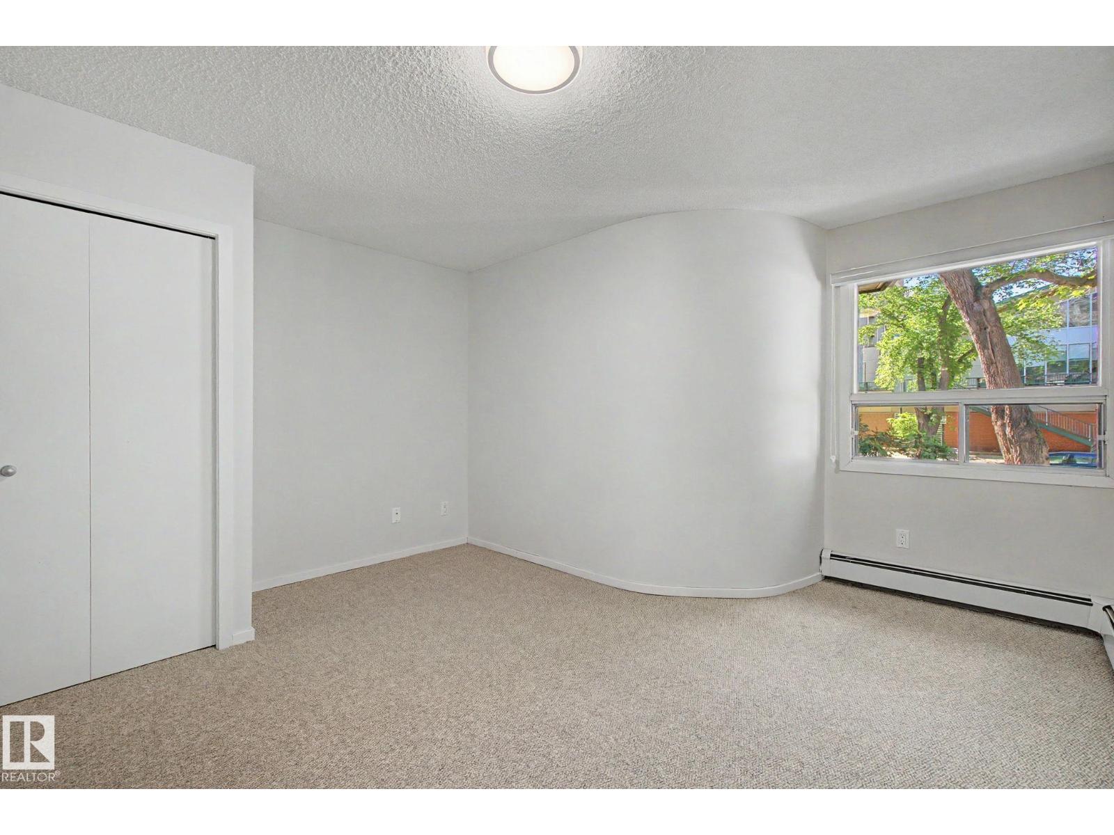 11150 83 AV NW - 36