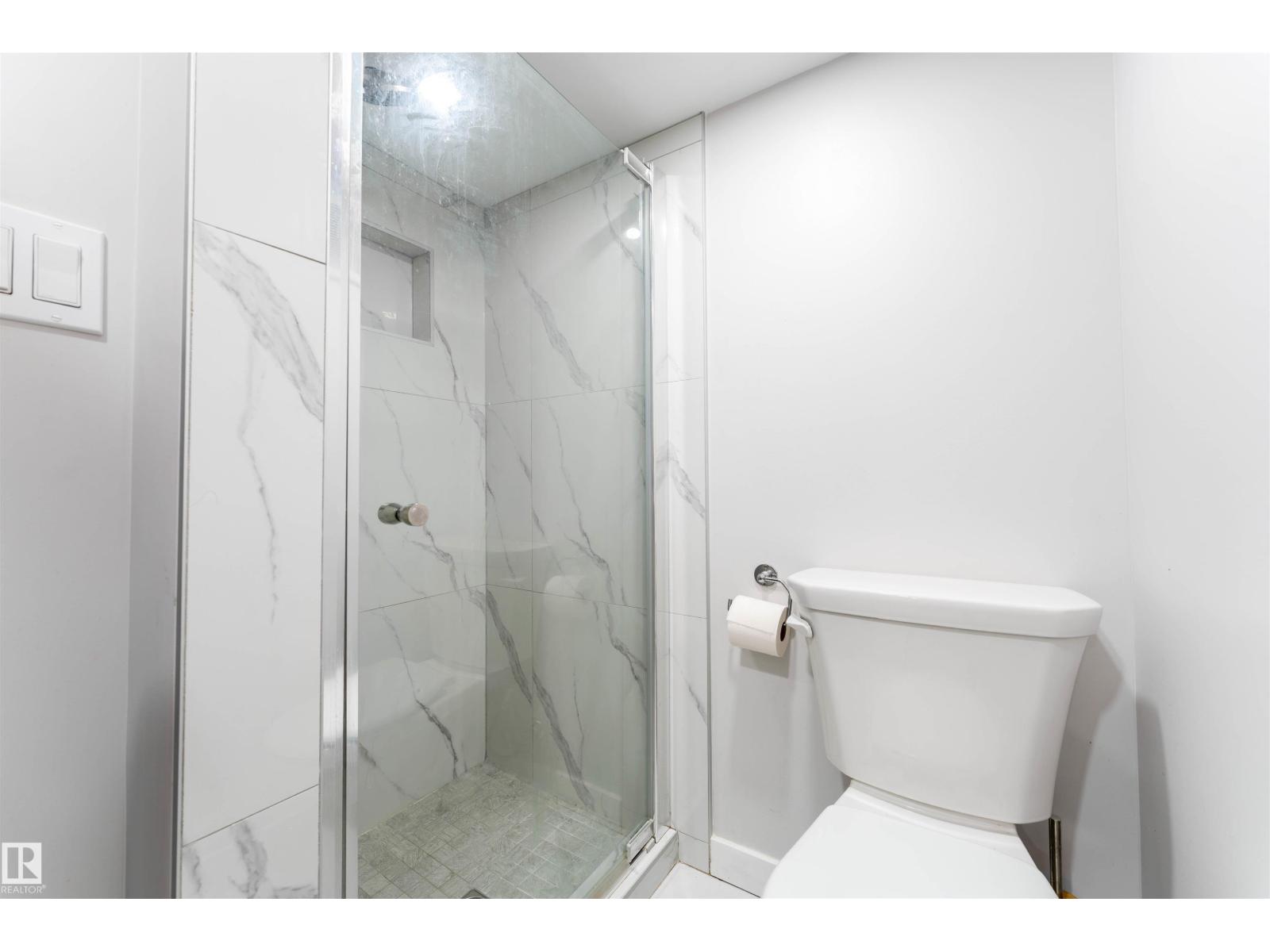 11416 89 ST NW — photo 39