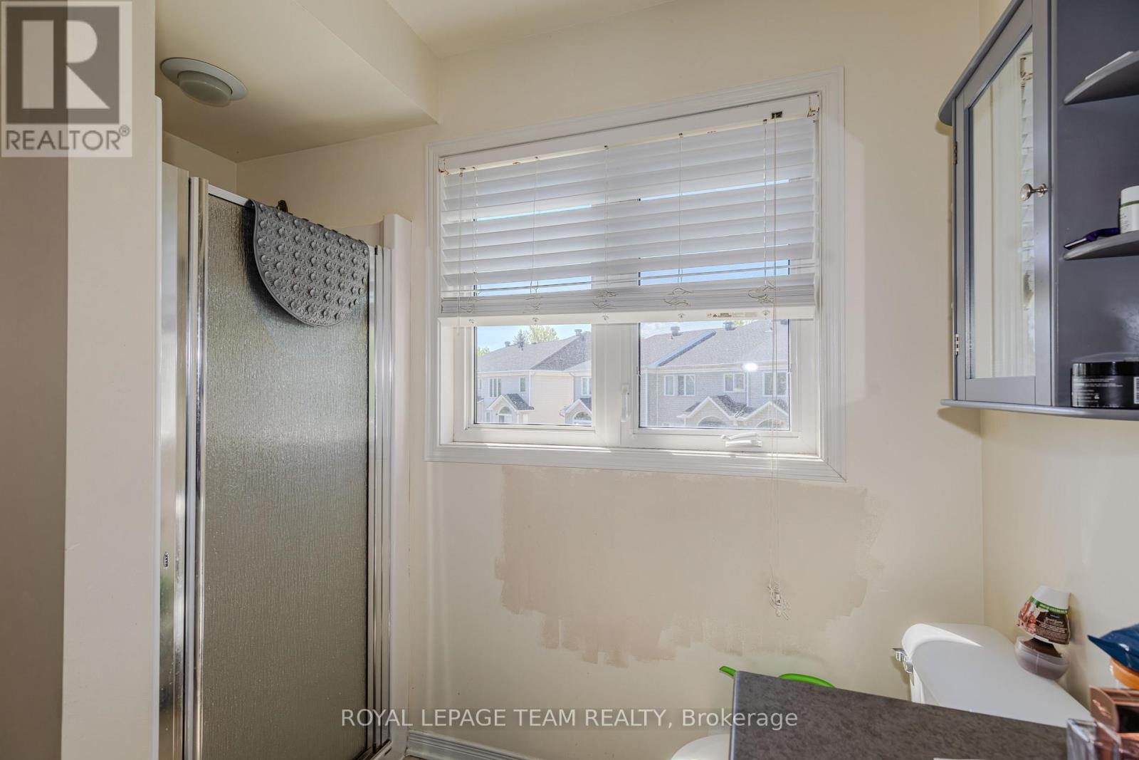 3 Bed, 3 Bath House for Sale in Ottawa – 316 BRYARTON STREET, Ottawa – MLS# X13423926 - Image 25