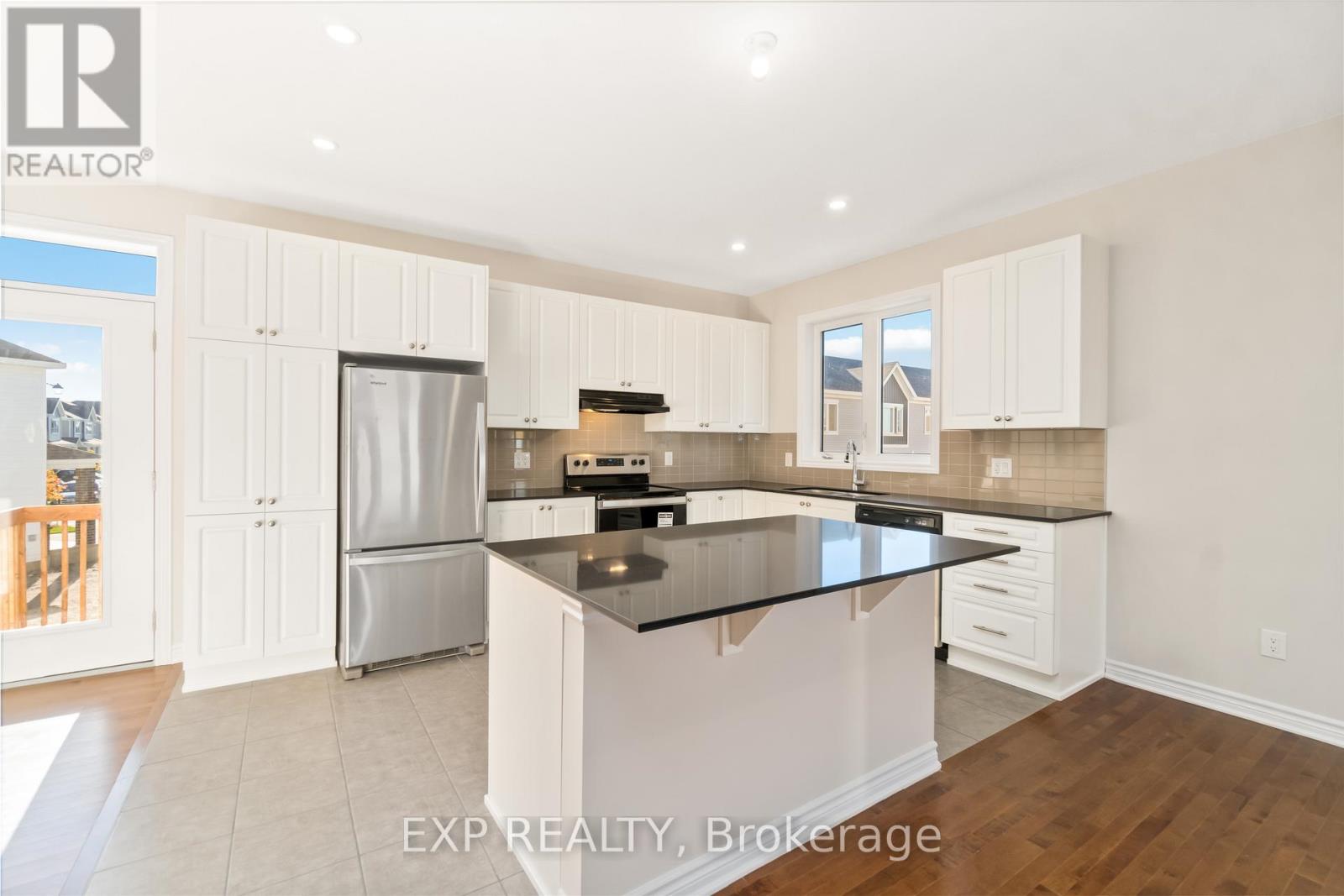 3 Bed, 4 Bath House for Rent in Ottawa – 4108 OBSIDIAN STREET W, Ottawa – MLS# X13423934 - Image 16