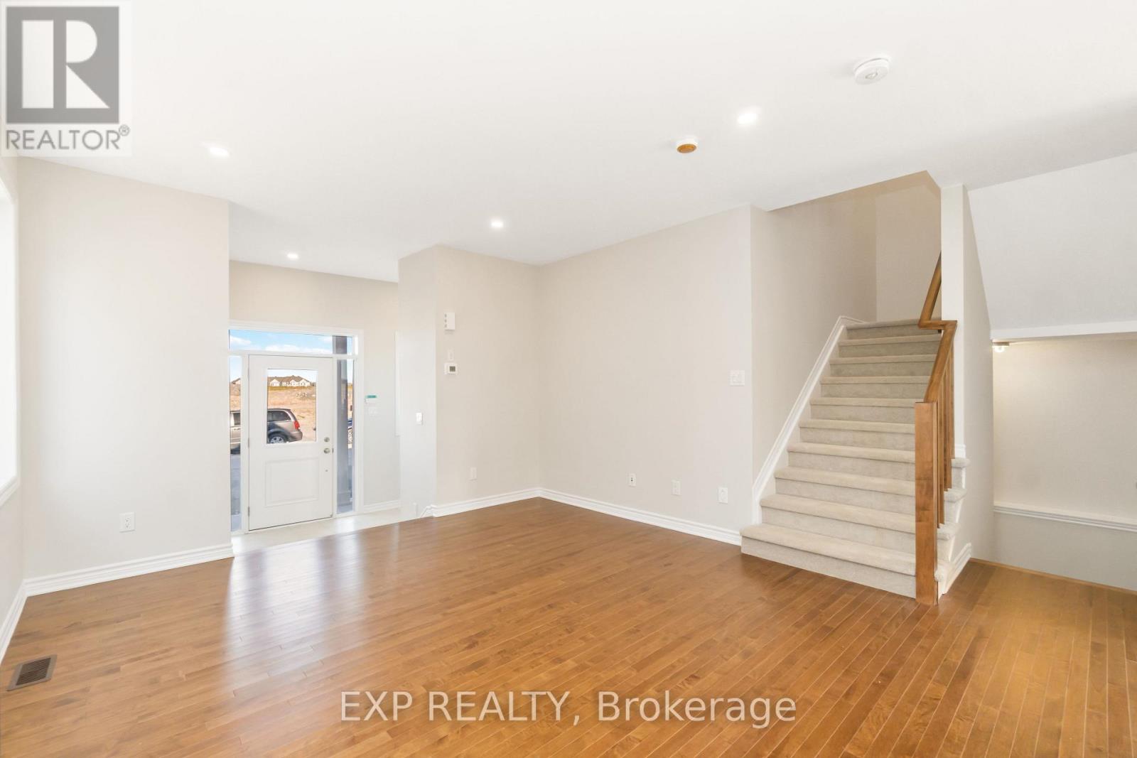 3 Bed, 4 Bath House for Rent in Ottawa – 4108 OBSIDIAN STREET W, Ottawa – MLS# X13423934 - Image 11