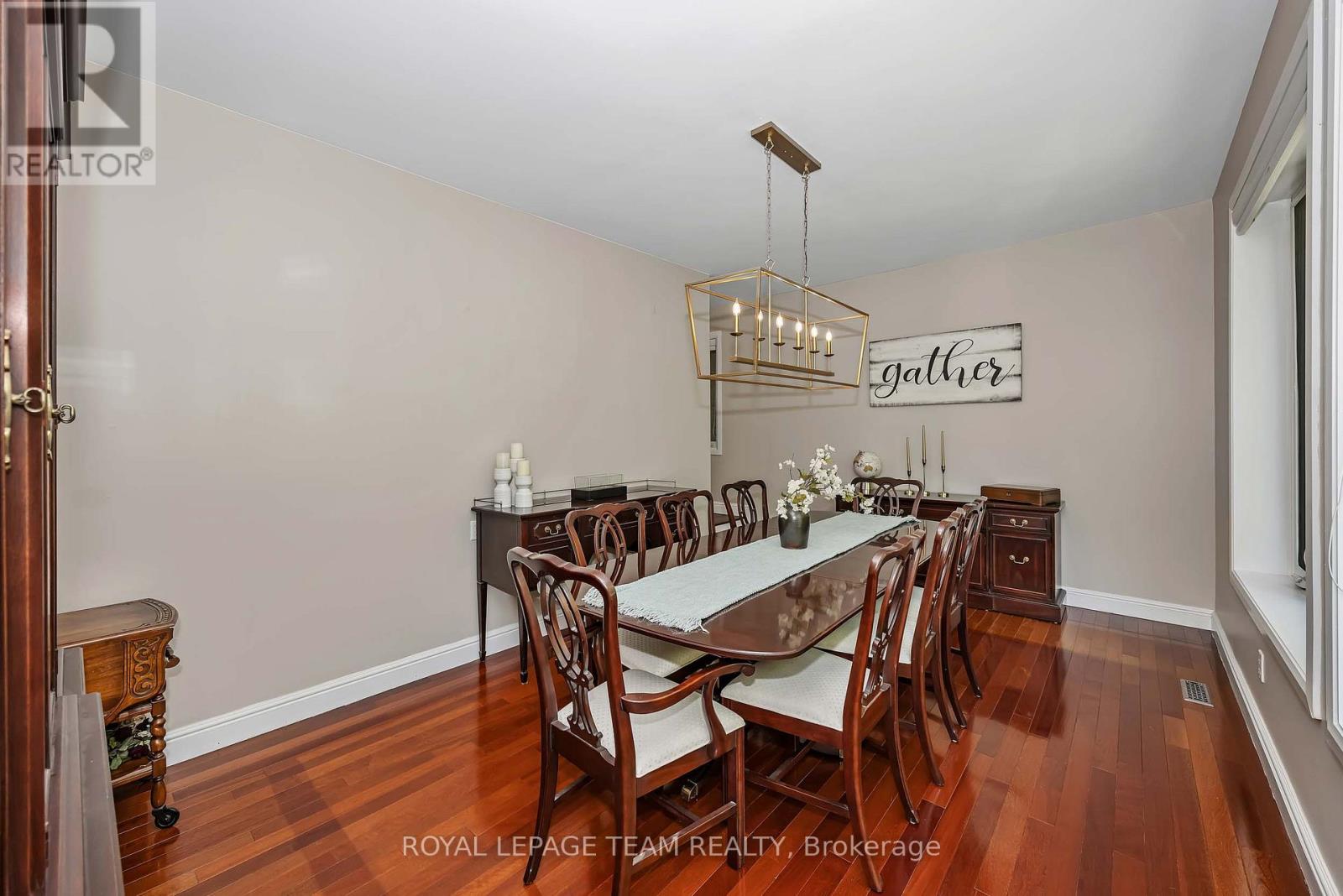 104 SOL LANE - 10