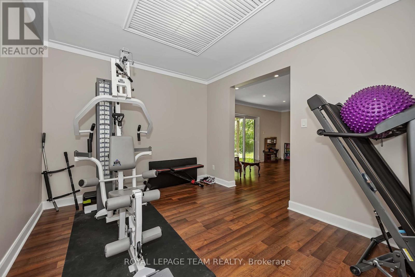 104 SOL LANE - 40