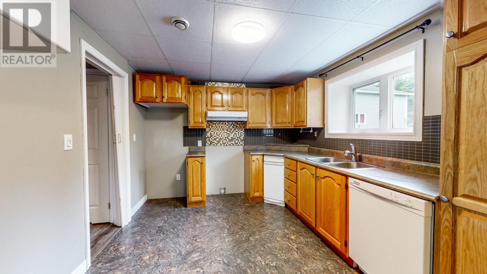 283 Main Road - 21