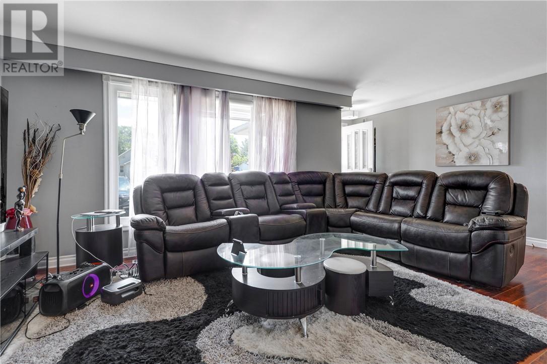 3341 Falconbridge Highway - 5