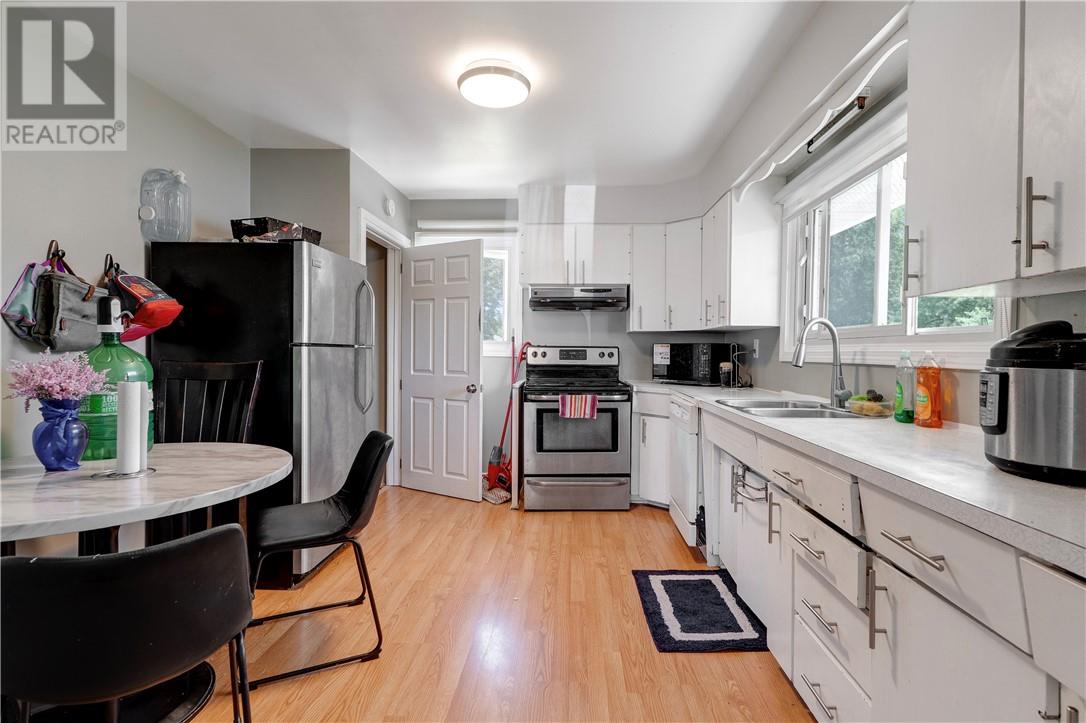 3341 Falconbridge Highway - 6
