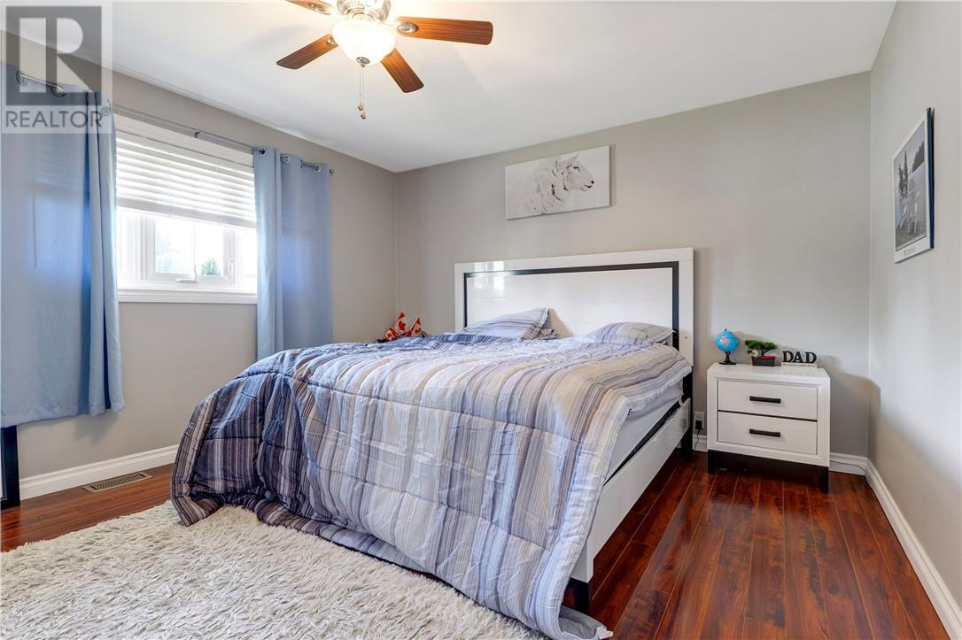 3341 Falconbridge Highway - 8