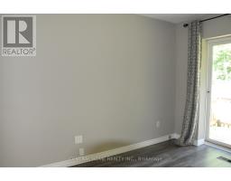 66 Collins Crescent, Aurora, ON L4G2W2 Photo 9