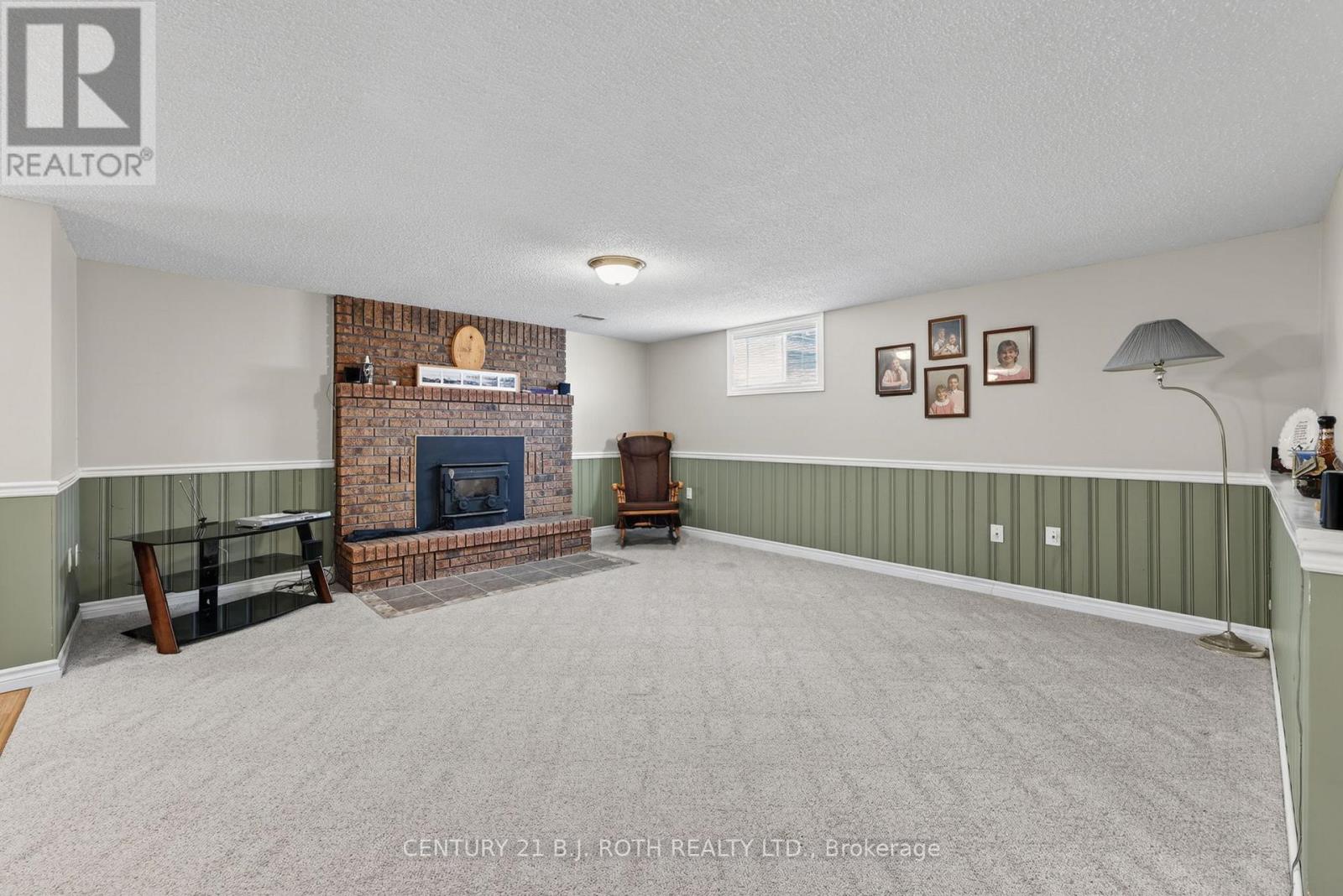 6 FORD STREET - 21