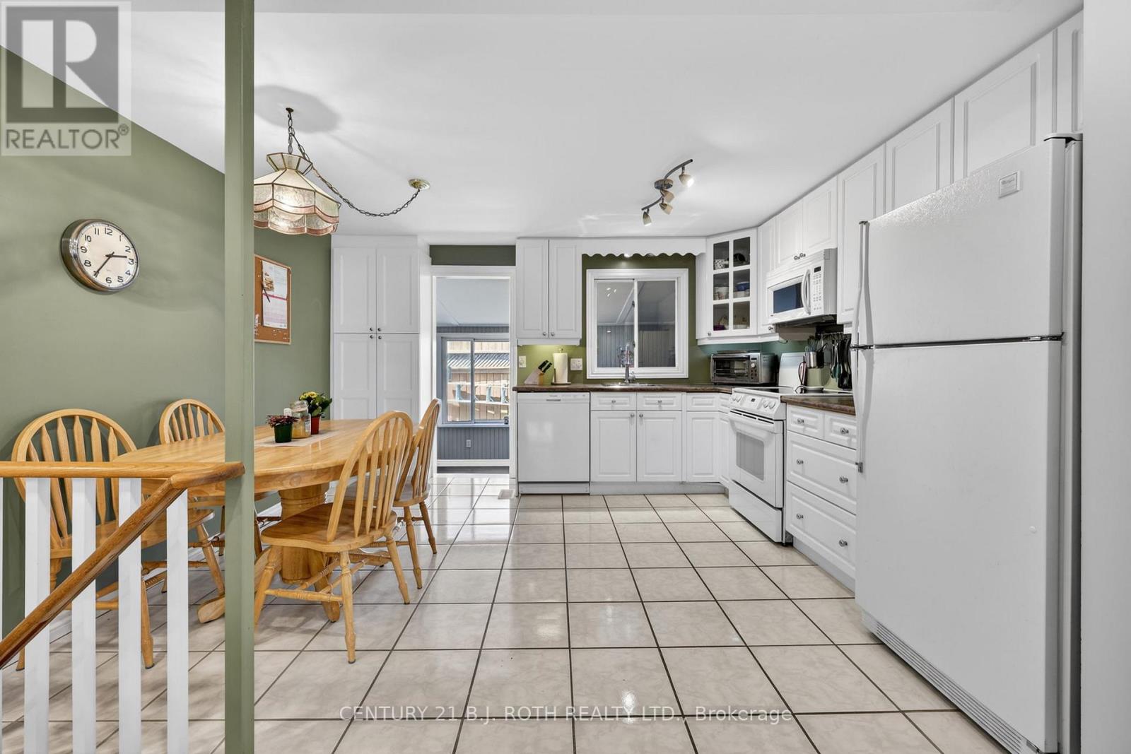 6 FORD STREET - 5