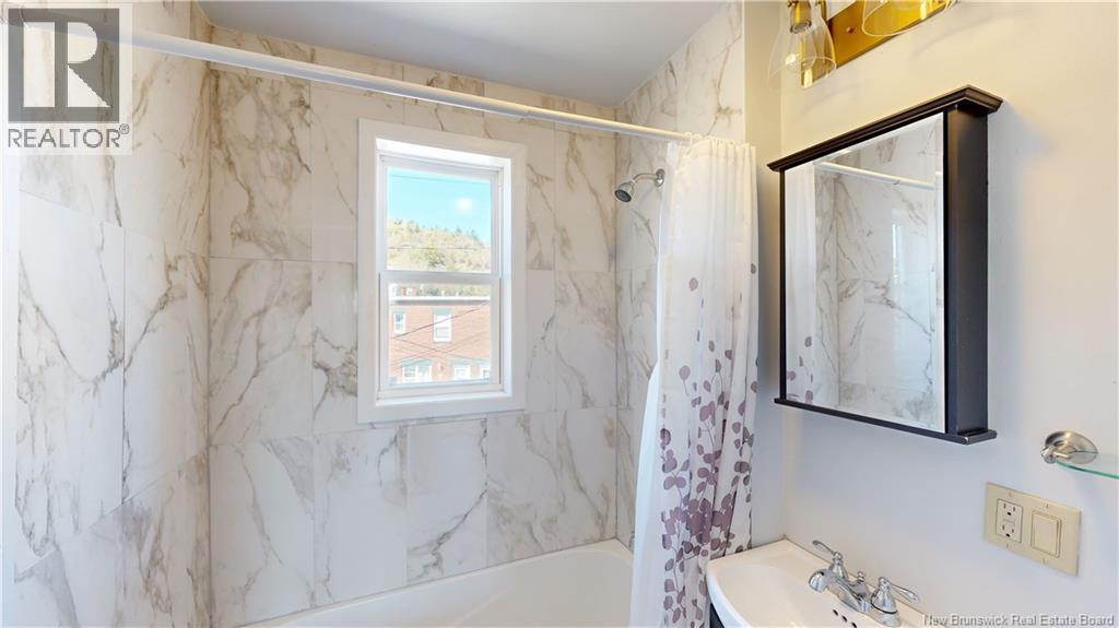 229 Gilbert Street - Image 19