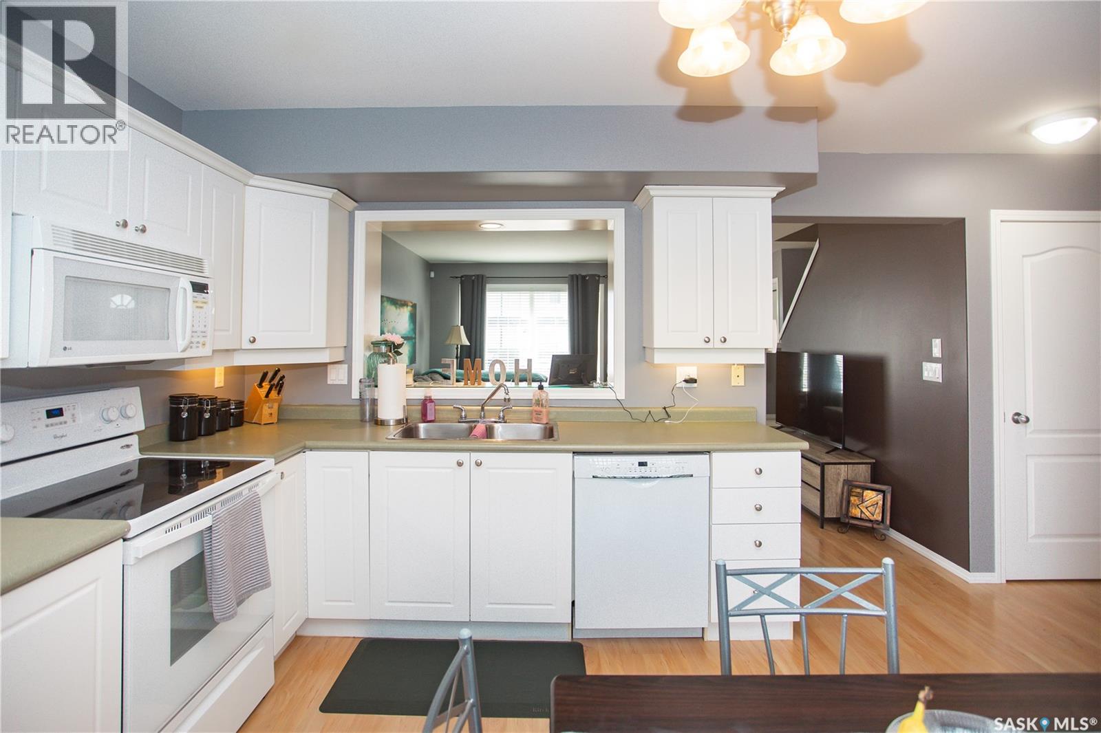 163 670 KENDERDINE ROAD - photo 5