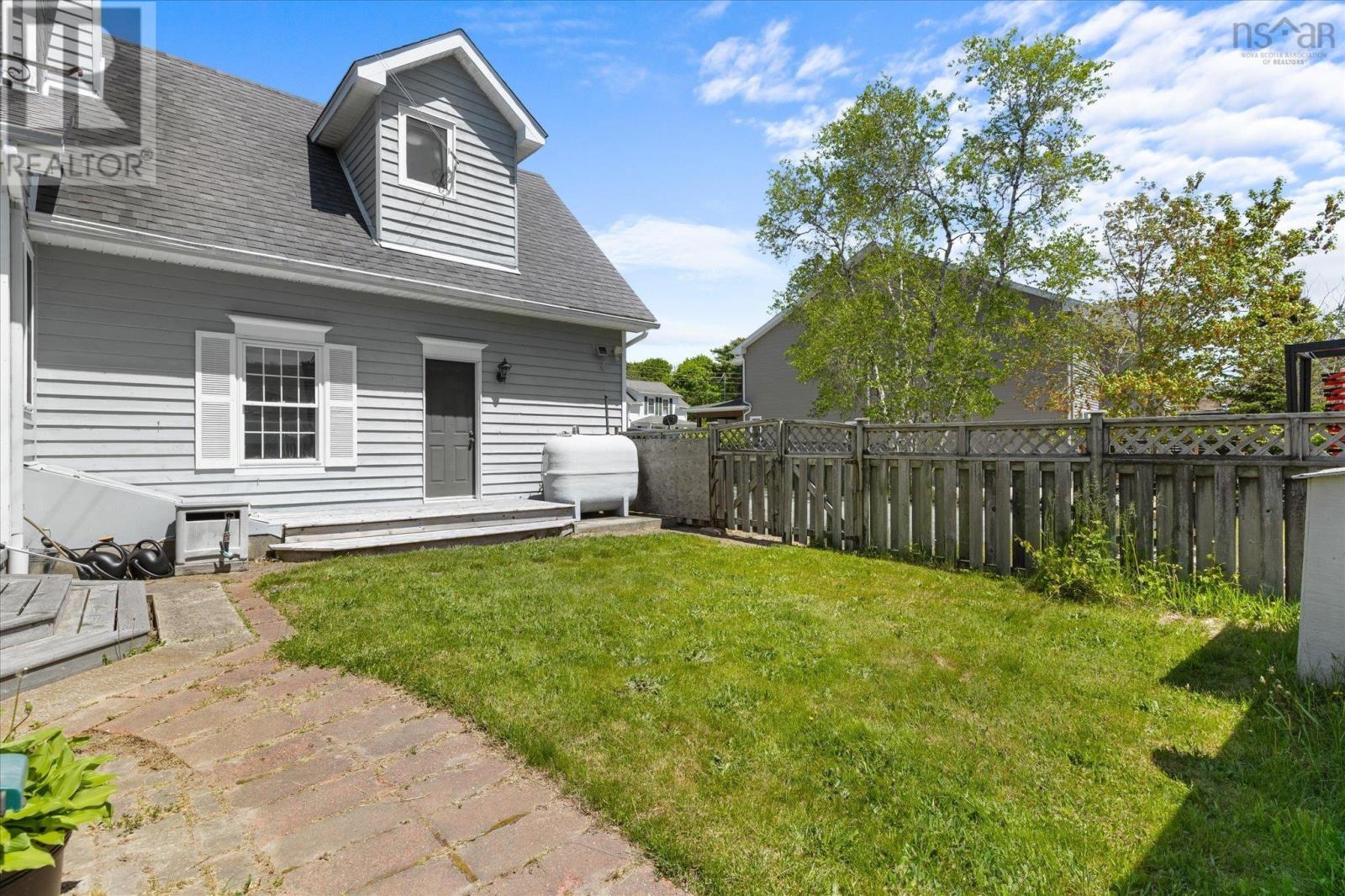 3 Ryers Lane - 34