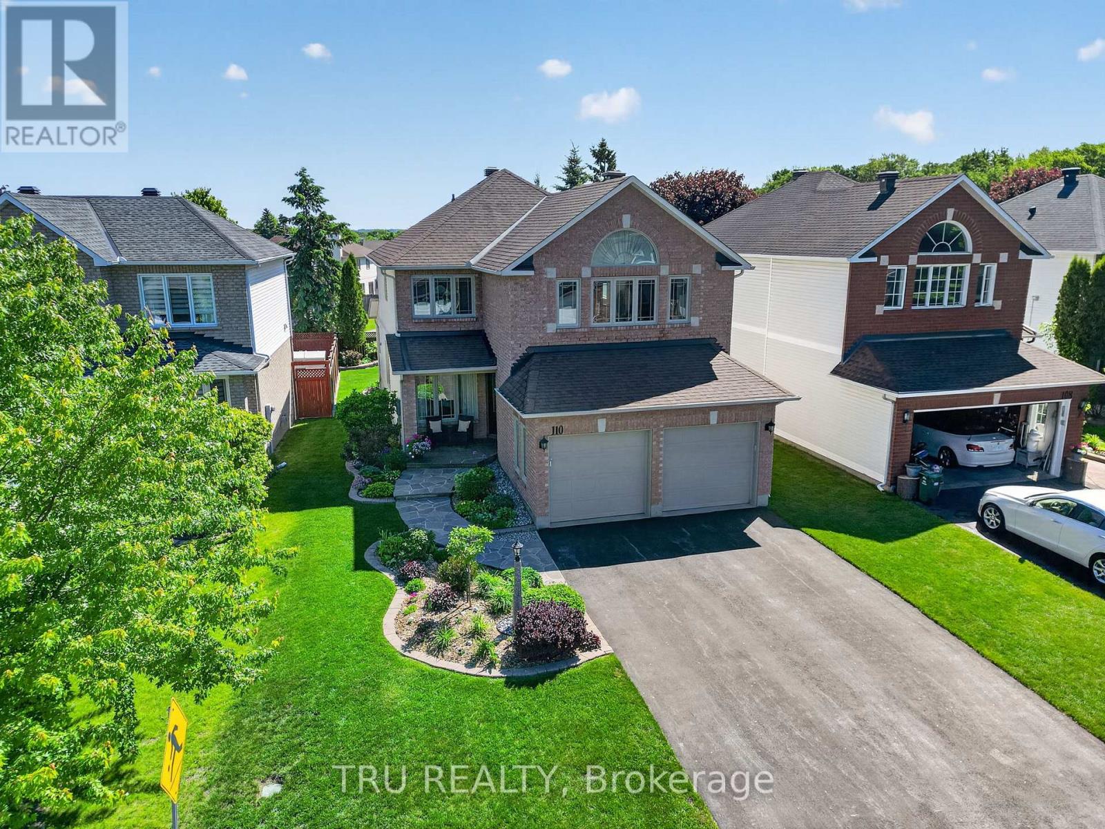 4 Bed, 3 Bath House for Sale in Ottawa – 110 GRENADIER WAY, Ottawa – MLS# X13424044 - Image 35
