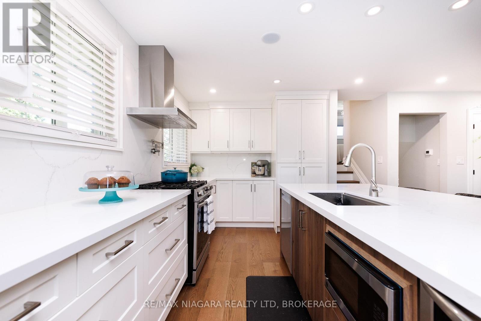 3100 RAPELJE STREET - Image 3