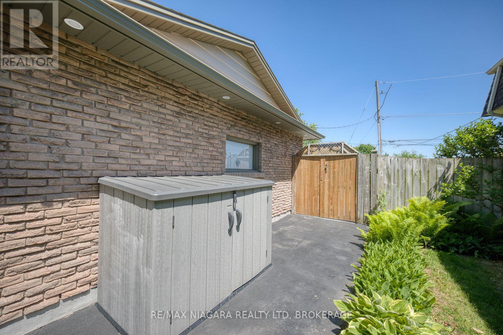 3100 RAPELJE STREET - Image 31