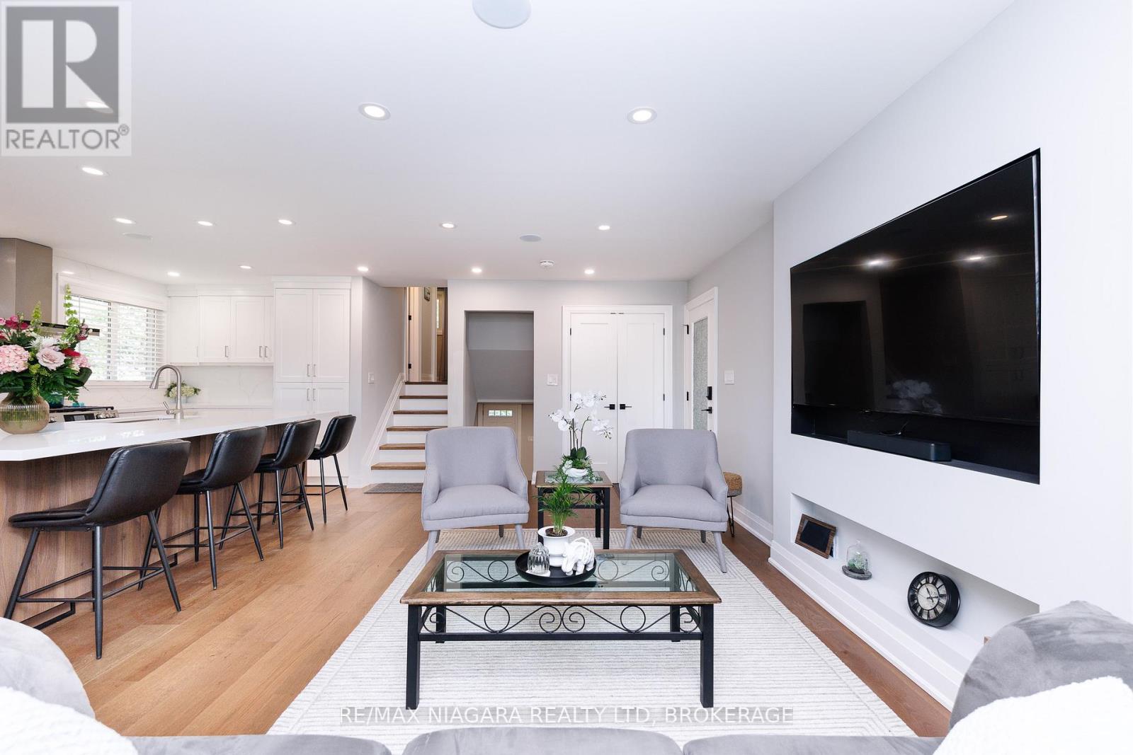 3100 RAPELJE STREET - Image 6