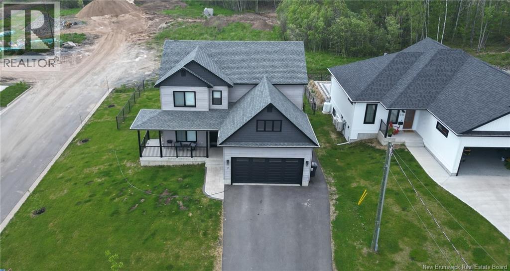 7 Aurora Street - Image 4