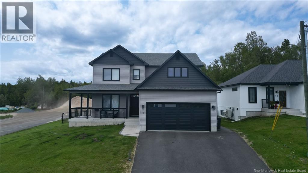 7 Aurora Street - Image 3
