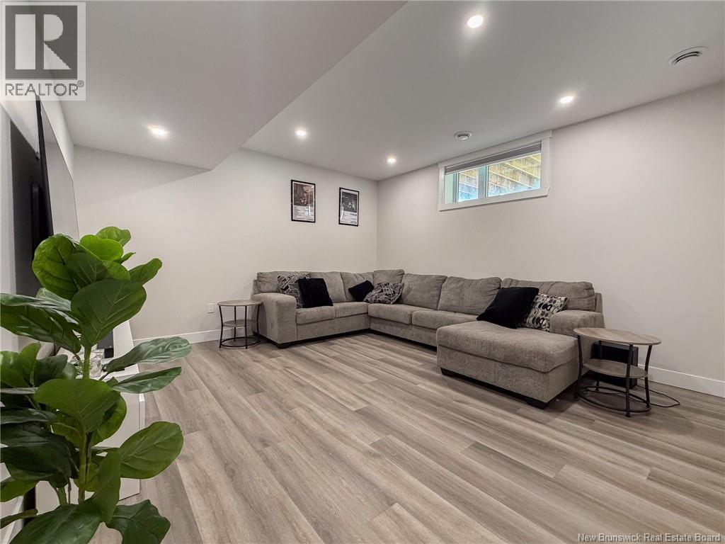 7 Aurora Street - Image 39