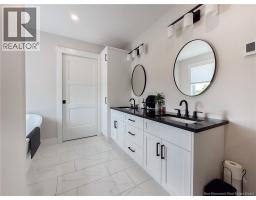 Ensuite - 7 Aurora Street, Fredericton, NB E3G0L3 Photo 7