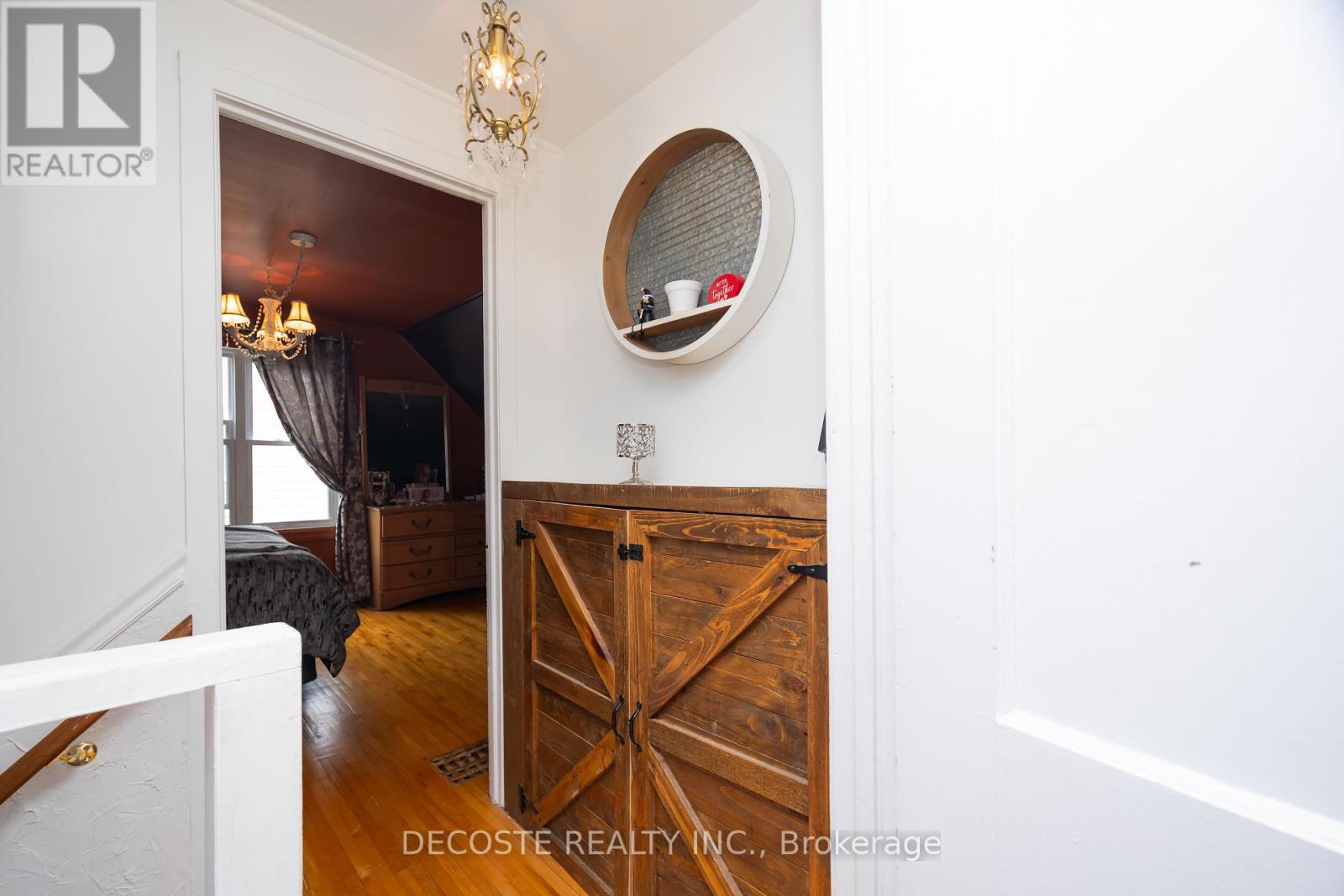 1172 DIEPPE STREET - 26