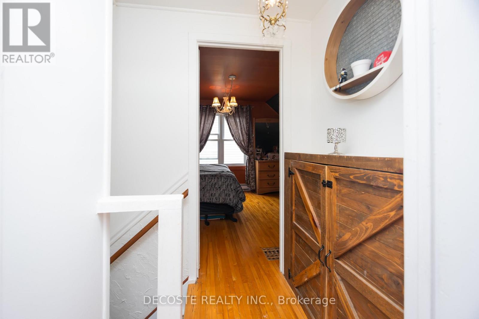 1172 DIEPPE STREET - 27