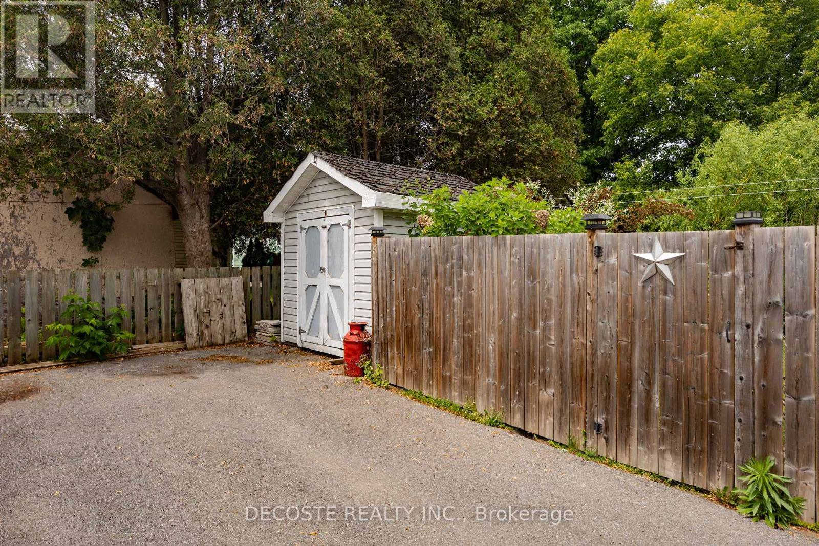 1172 DIEPPE STREET - 7