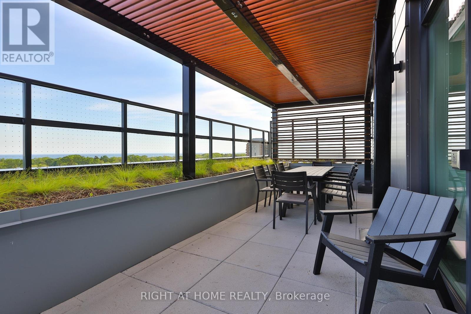 #602 1161 KINGSTON ROAD - Image 33