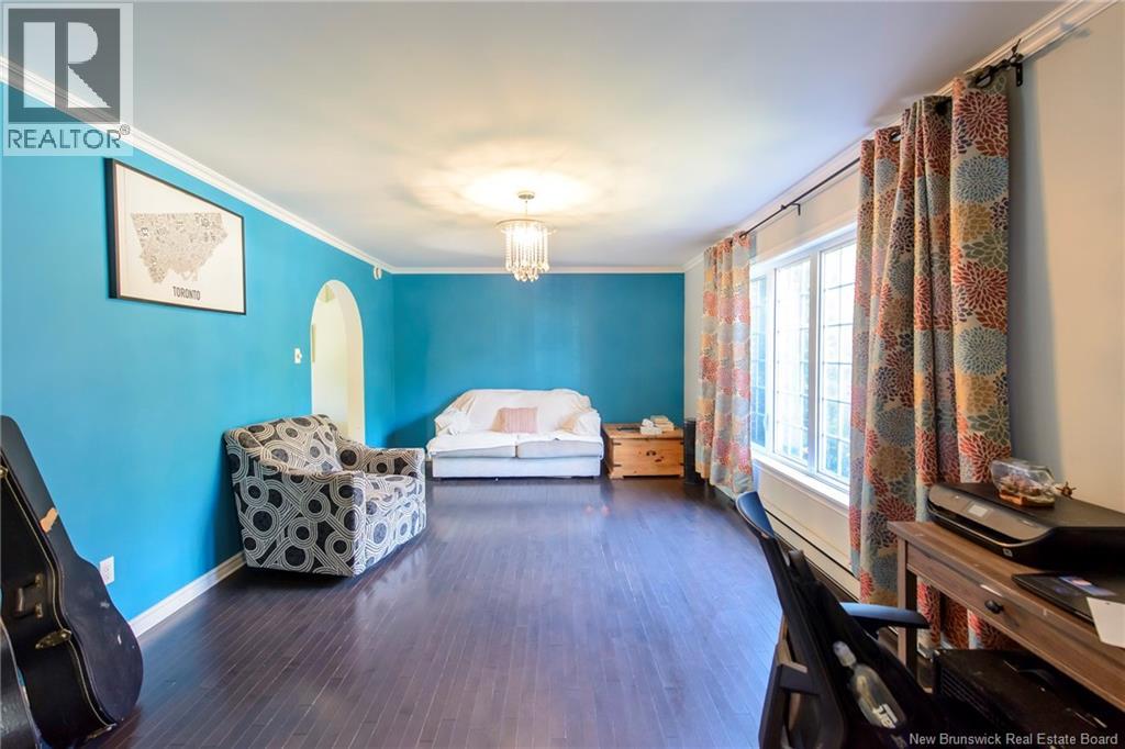 7 Baycrest Drive - Image 5