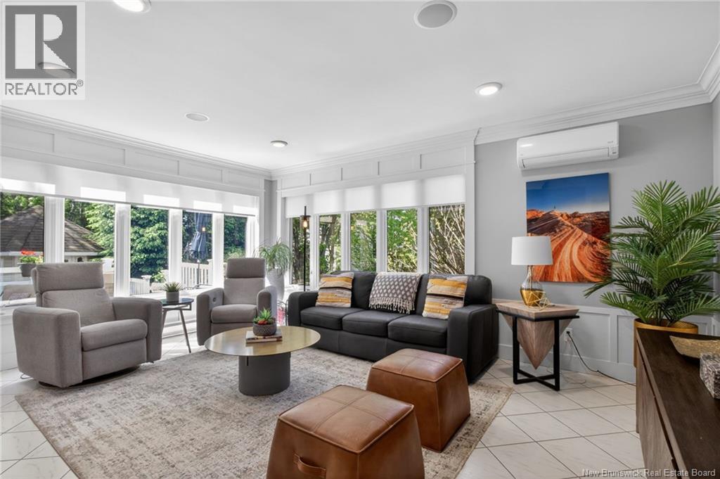 18 Morewood - Image 20