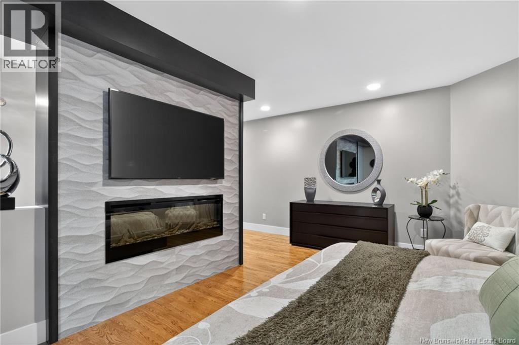 18 Morewood - Image 26