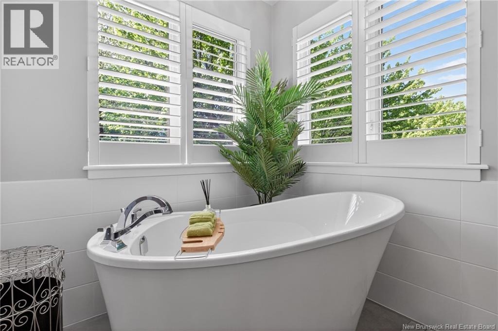 18 Morewood - Image 30