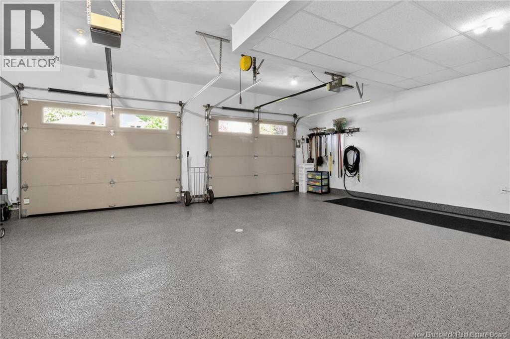 18 Morewood - Image 46