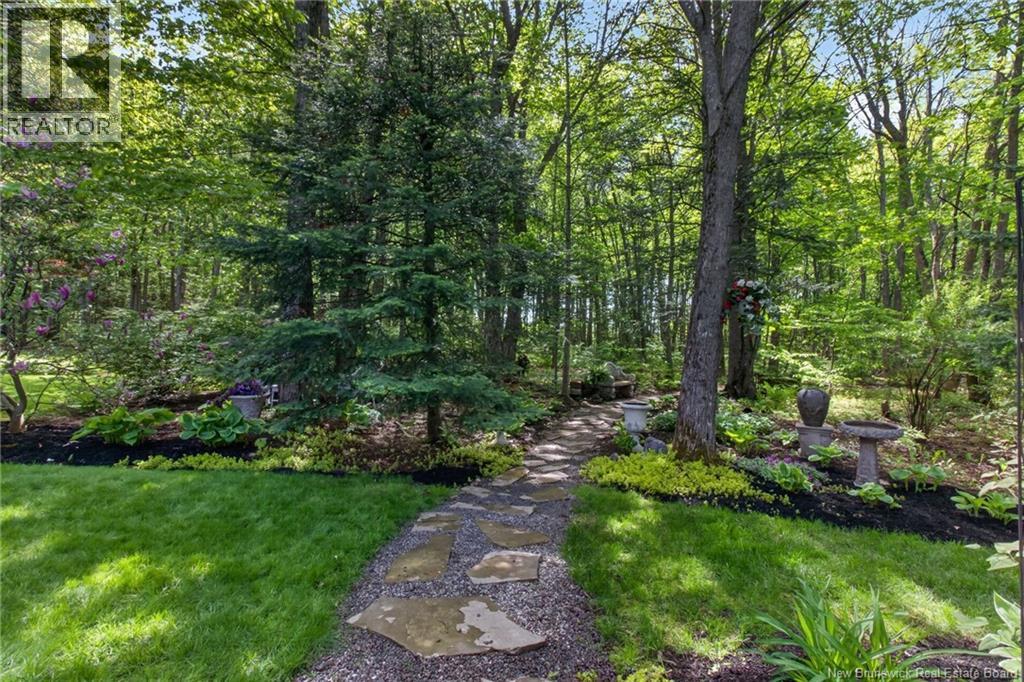 18 Morewood - Image 5