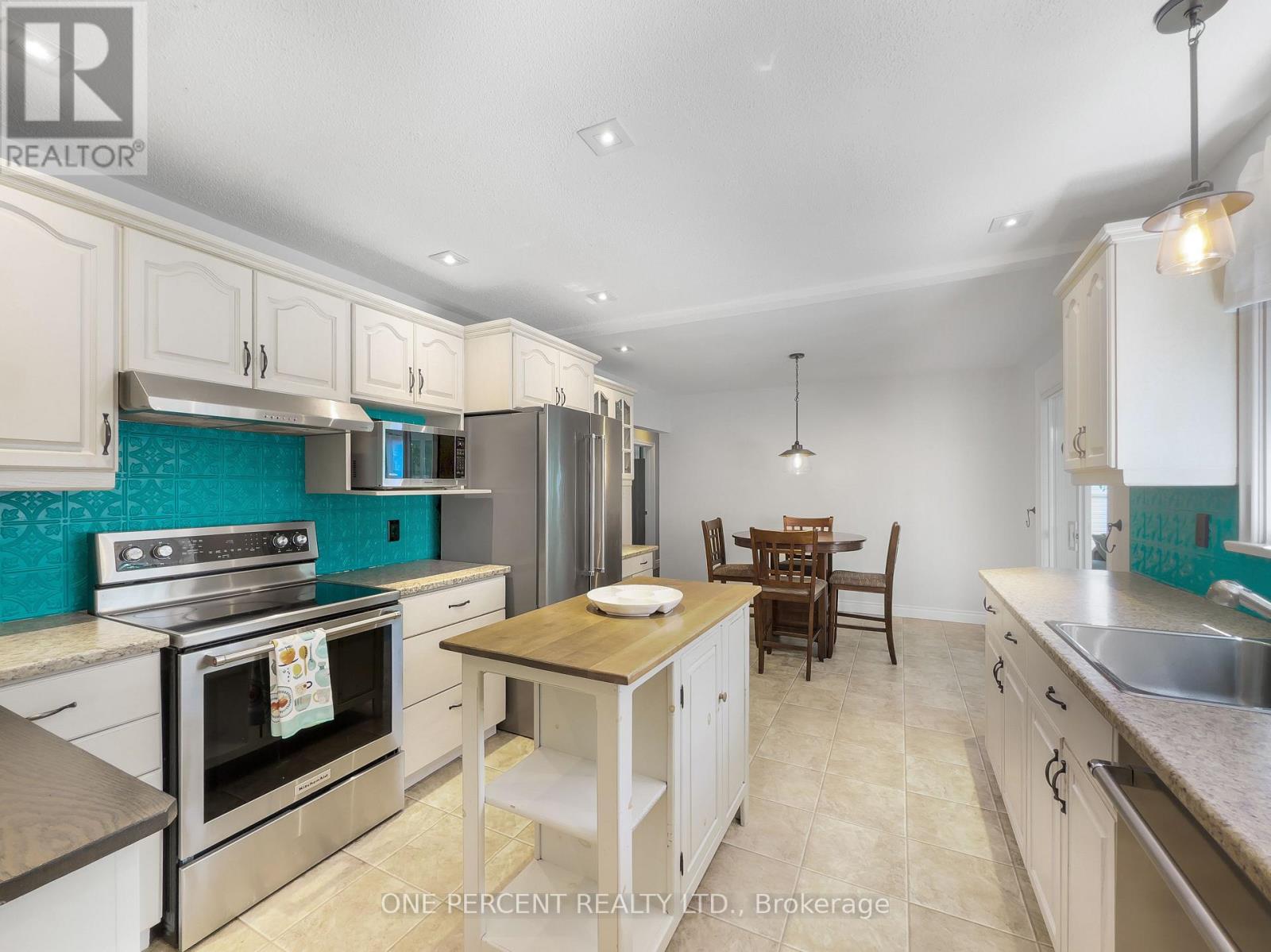 22 BRADGATE ROAD - 12