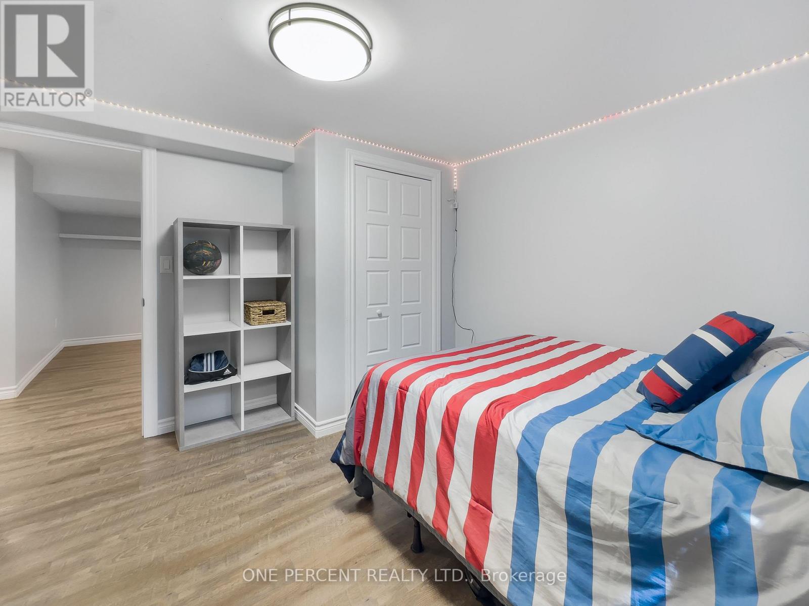 22 BRADGATE ROAD - 34