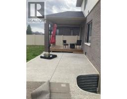 129 Whelan, Amherstburg, ON N9V0A9 Photo 19
