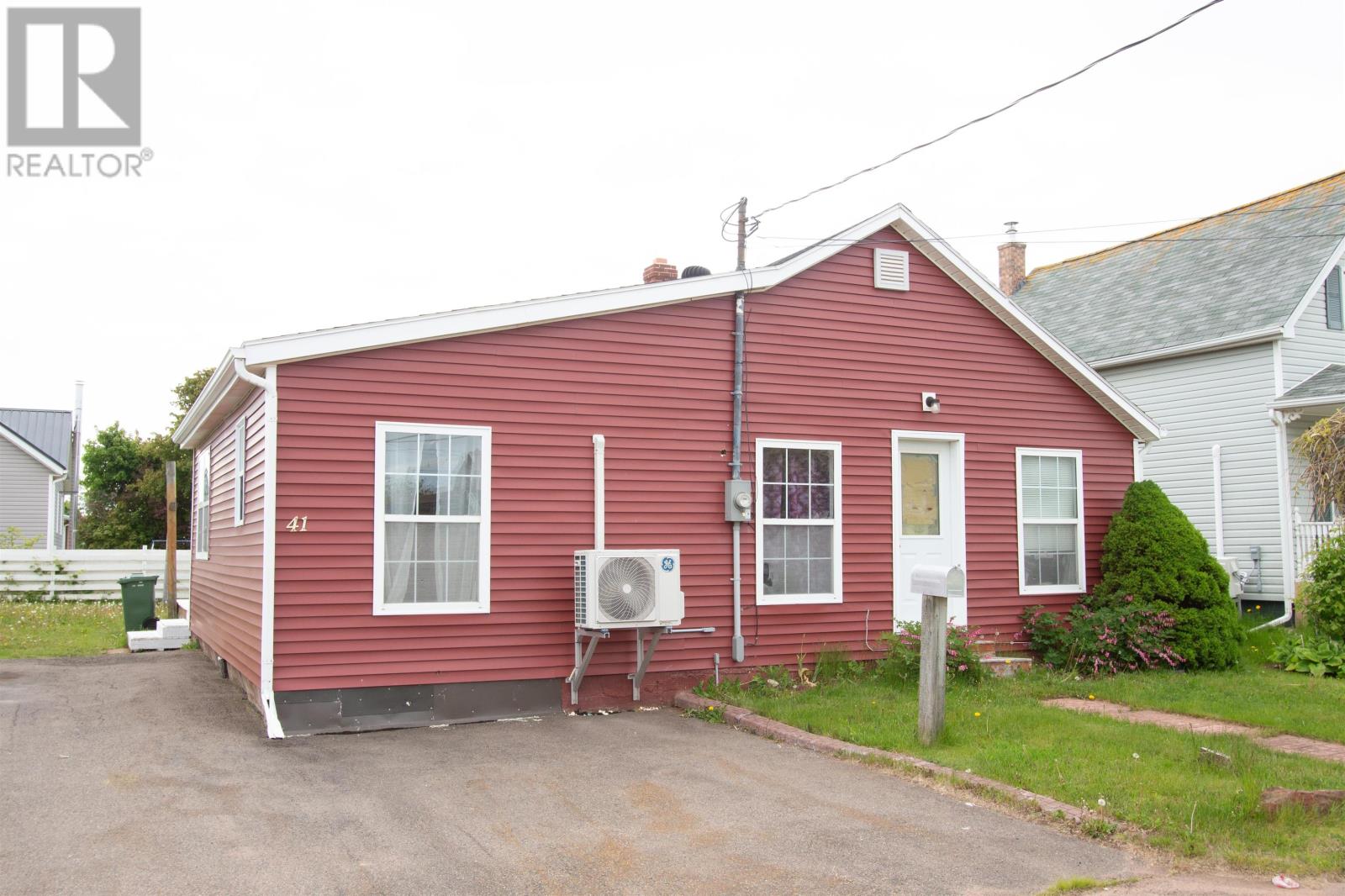 41 St. Lawrence Street - 1