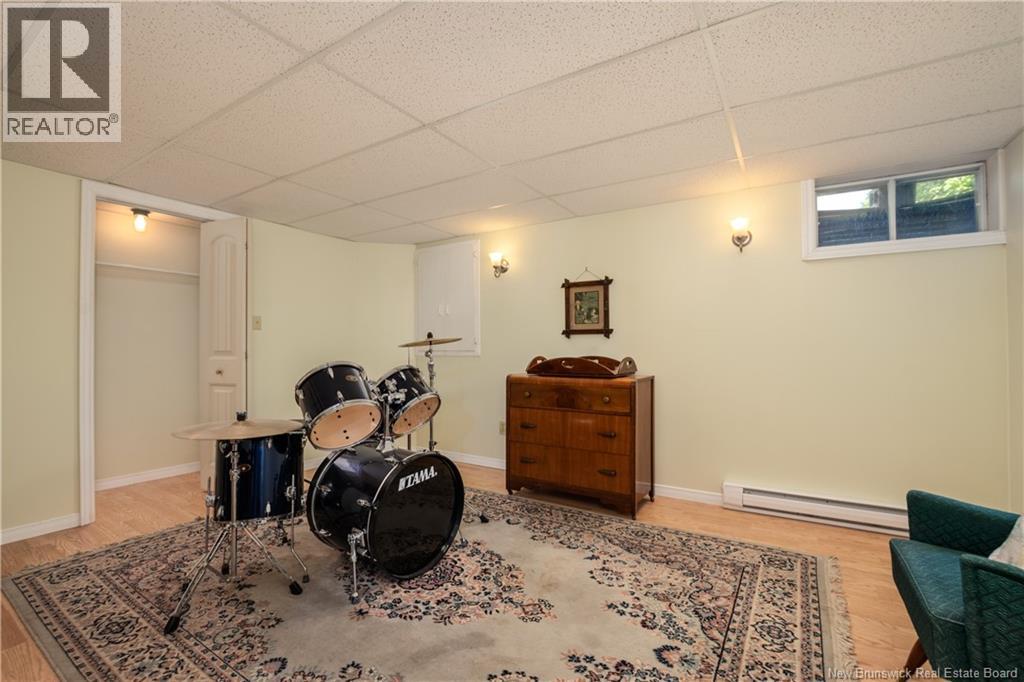 6 Twilight Avenue - 40