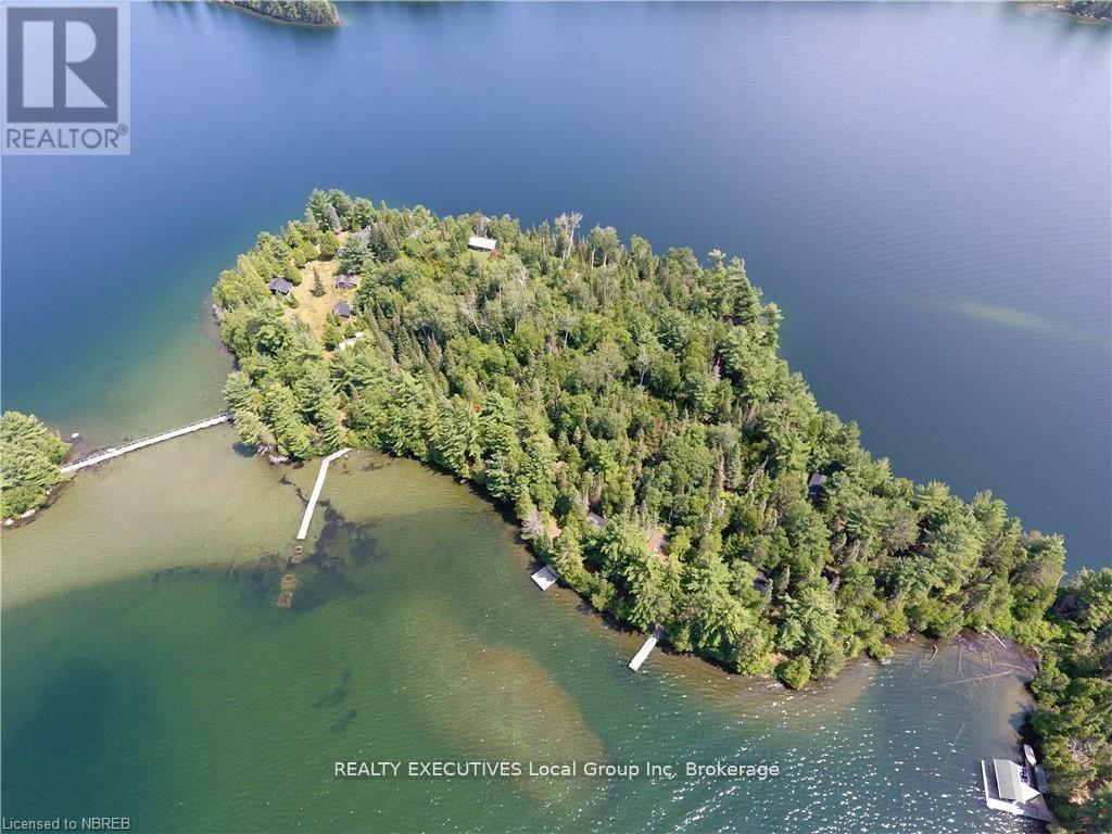 58 ISLAND 938 LAKE TEMAGAMI - 1