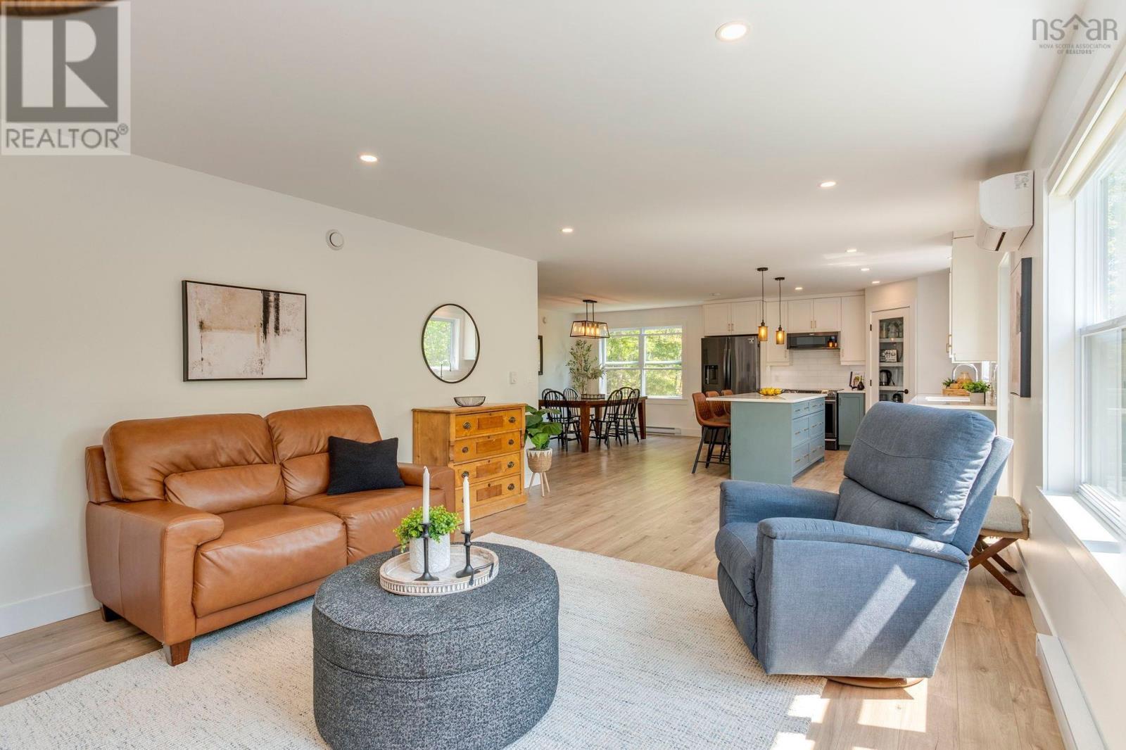 Property 21 of 50 of 581 Wisteria Lane