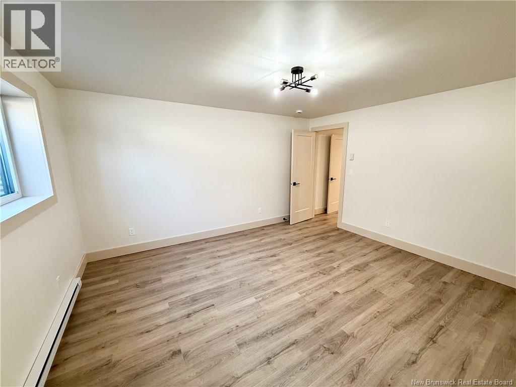 3 Hatt Crescent - 20