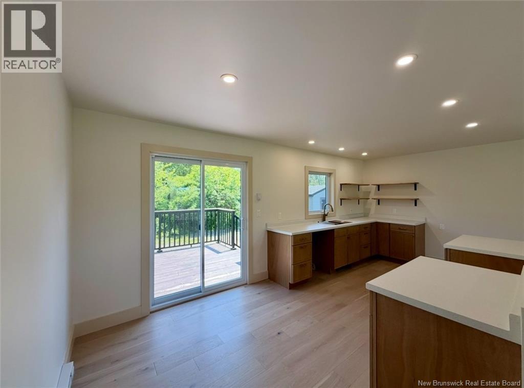 3 Hatt Crescent - 8