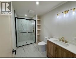 Bath (# pieces 1-6) - 3 Hatt Crescent, St George, NB E5C3G7 Photo 12
