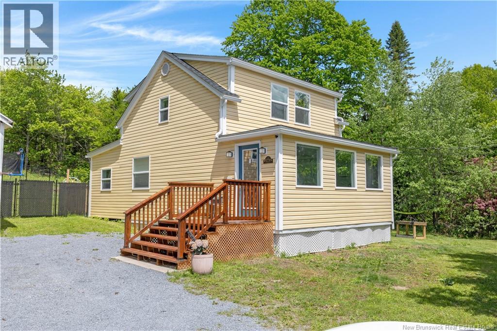3437 Loch Lomond Road - 1
