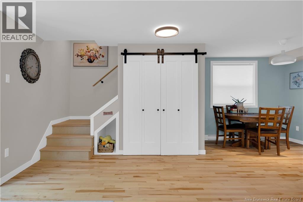3437 Loch Lomond Road - 11