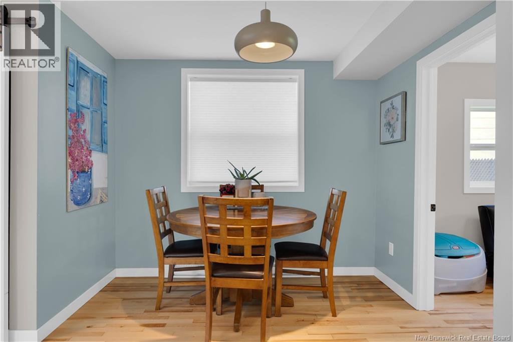 3437 Loch Lomond Road - 20