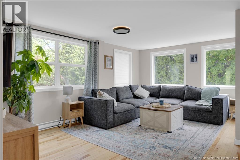 3437 Loch Lomond Road - 9